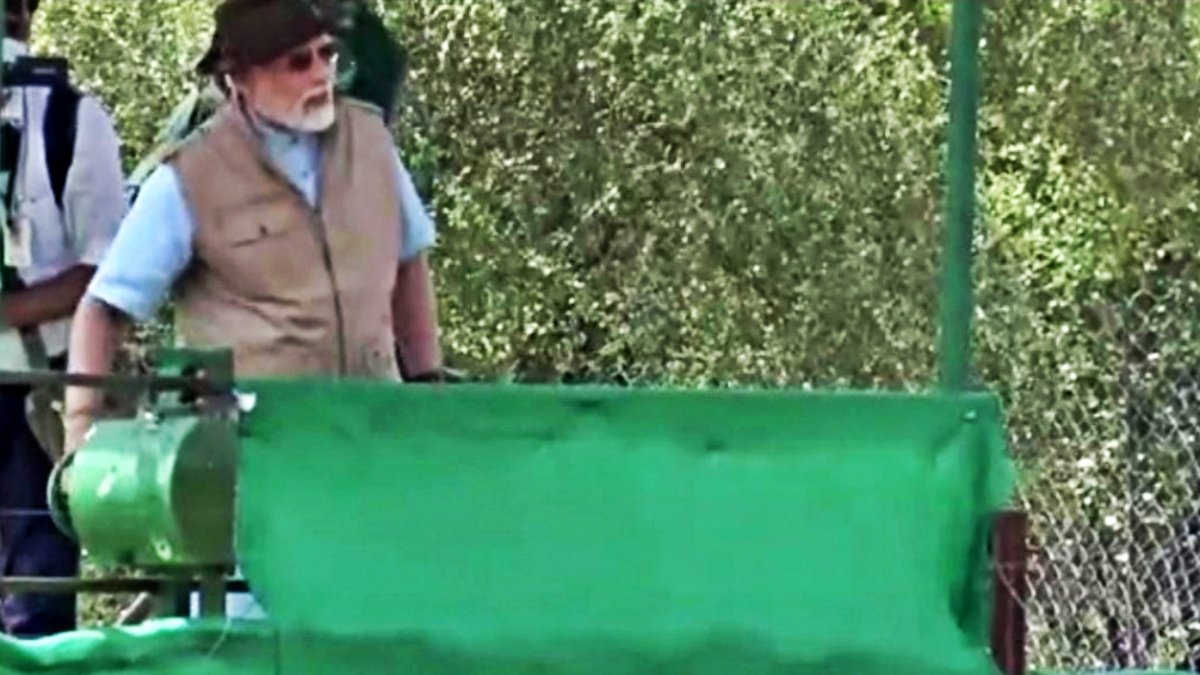 PM Modi turned liver and cheetahs ran on Indian soil