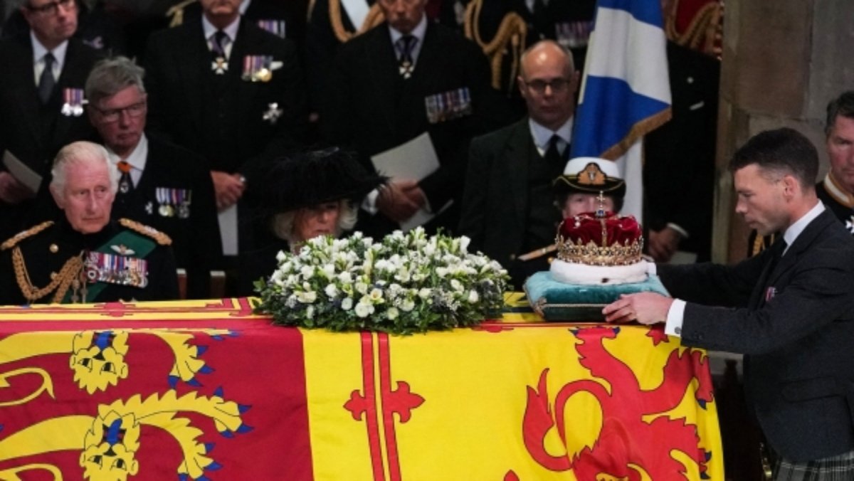 Queen Elizabeth’s coffin was made three decades ago, full story of the Queen’s coffin