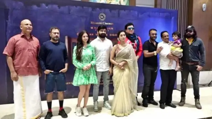 South film Mahal is being shot in Indore. South film Mahal is being shot in Indore.