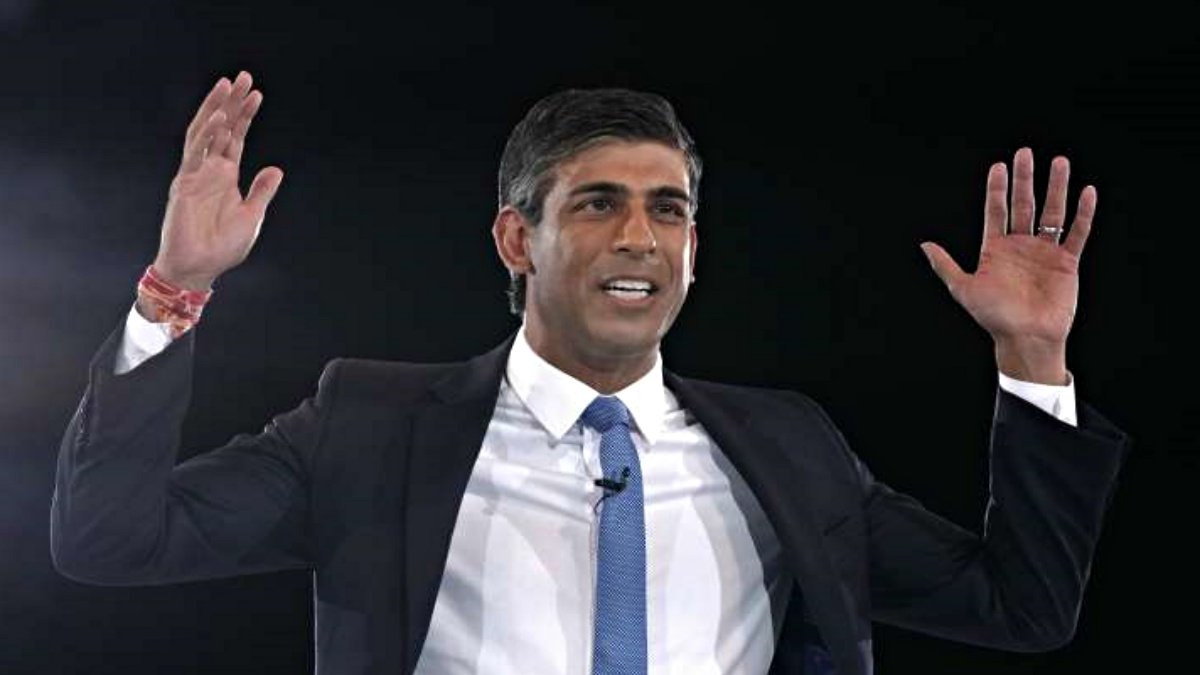 During the final election program, Rishi Sunak expressed his gratitude to his parents, wife