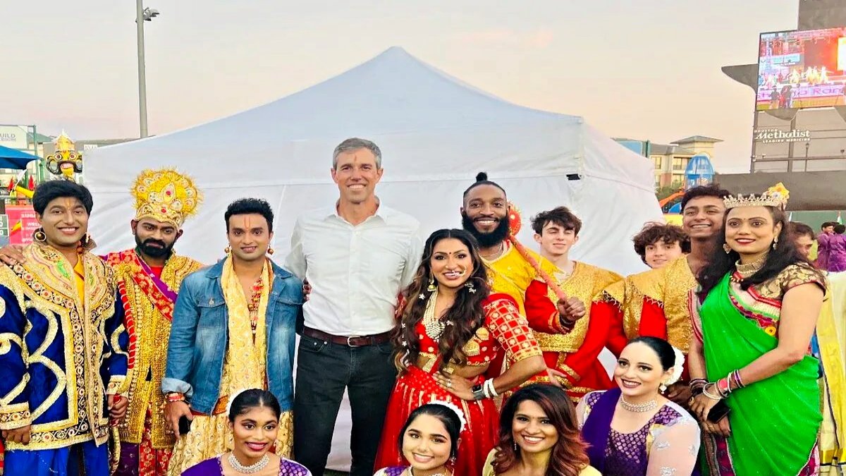 10 thousand people participated in Diwali festival in America, 35 feet high statue of Lord Ram installed