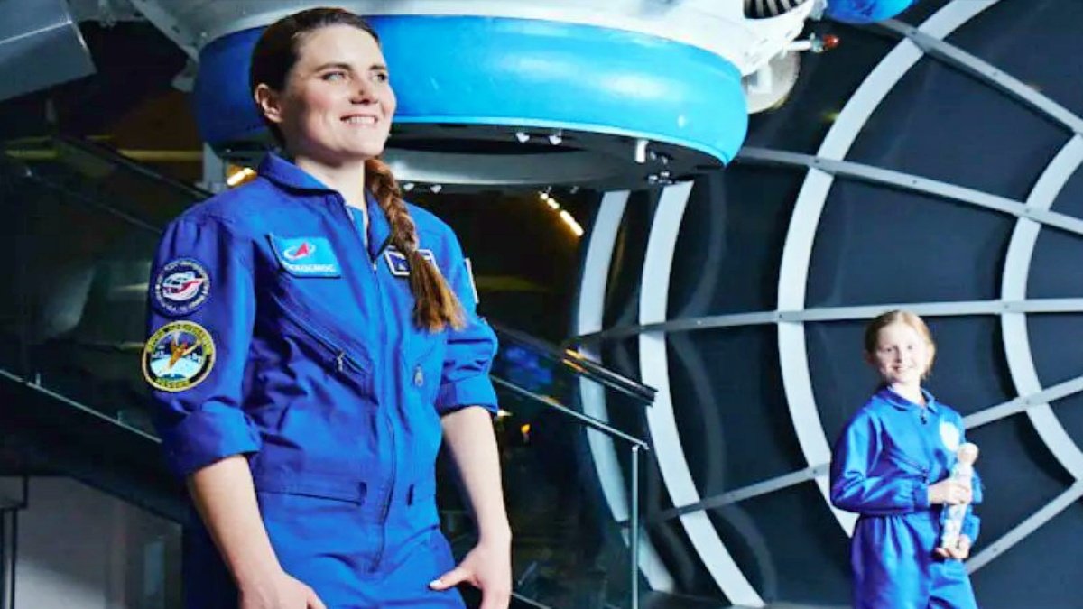 Russian female astronaut Anna Kikina  flew from America for the first time in twenty years