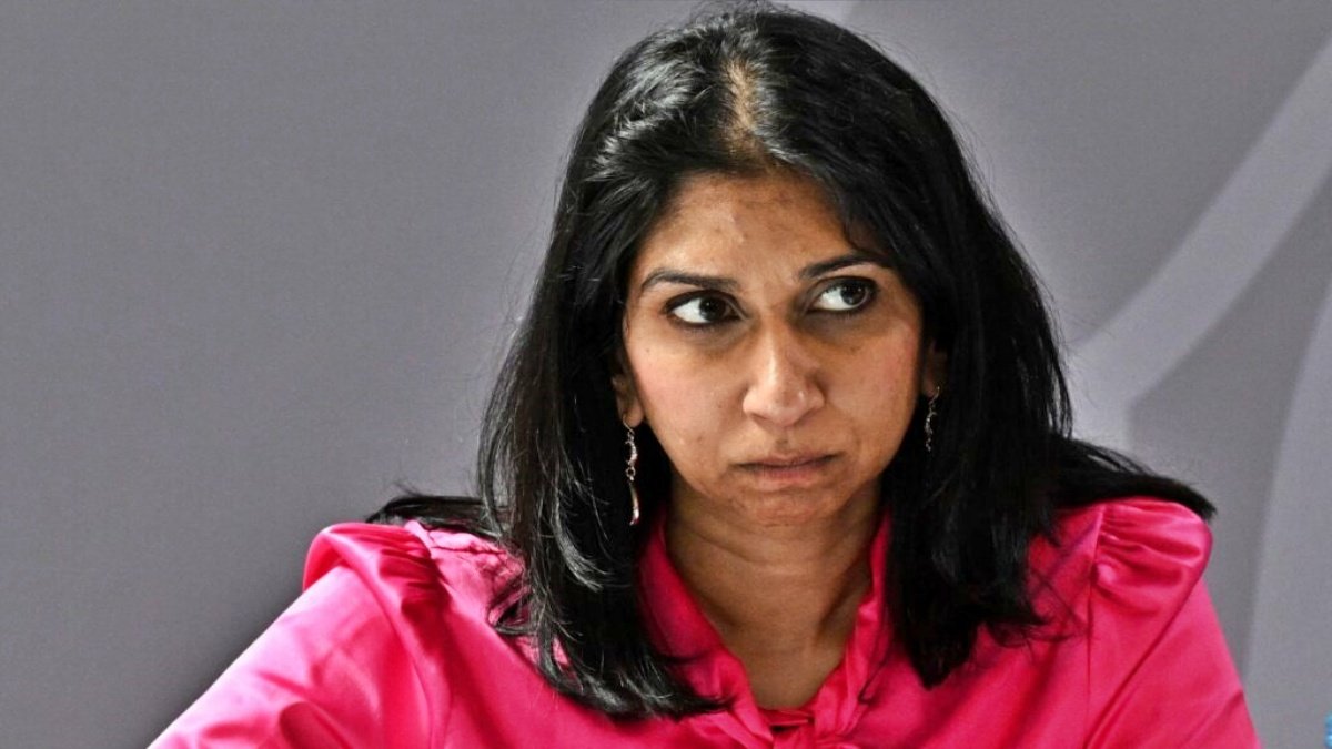 Britain’s Home Minister opened front against Indian migrants, expressed concern about this
