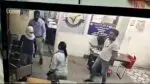 Female bank manager showed amazing bravery, fought alone with a robber with a knife, watch video bank manager
