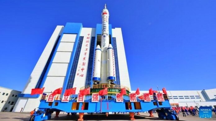 China set to launch Shenzhou-15 spacecraft