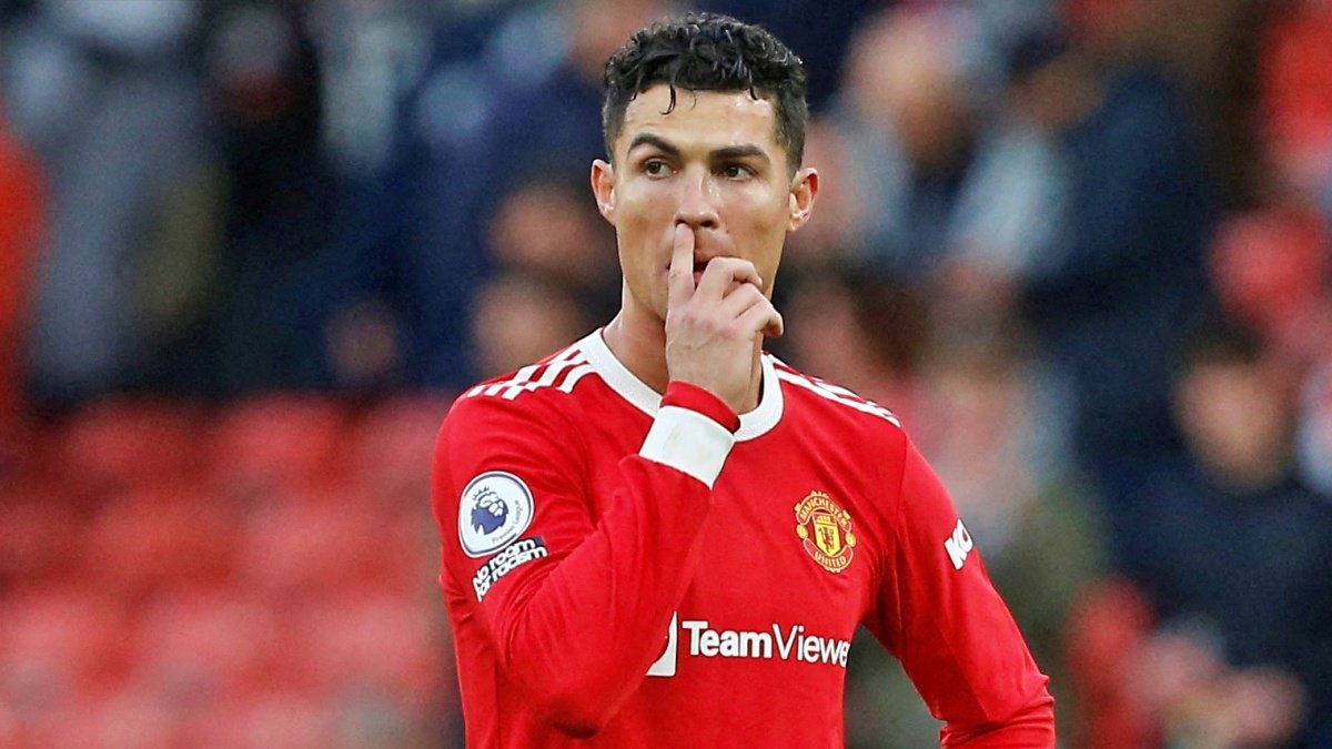 Cristiano Ronaldo left Manchester United! club is also ready to be sold