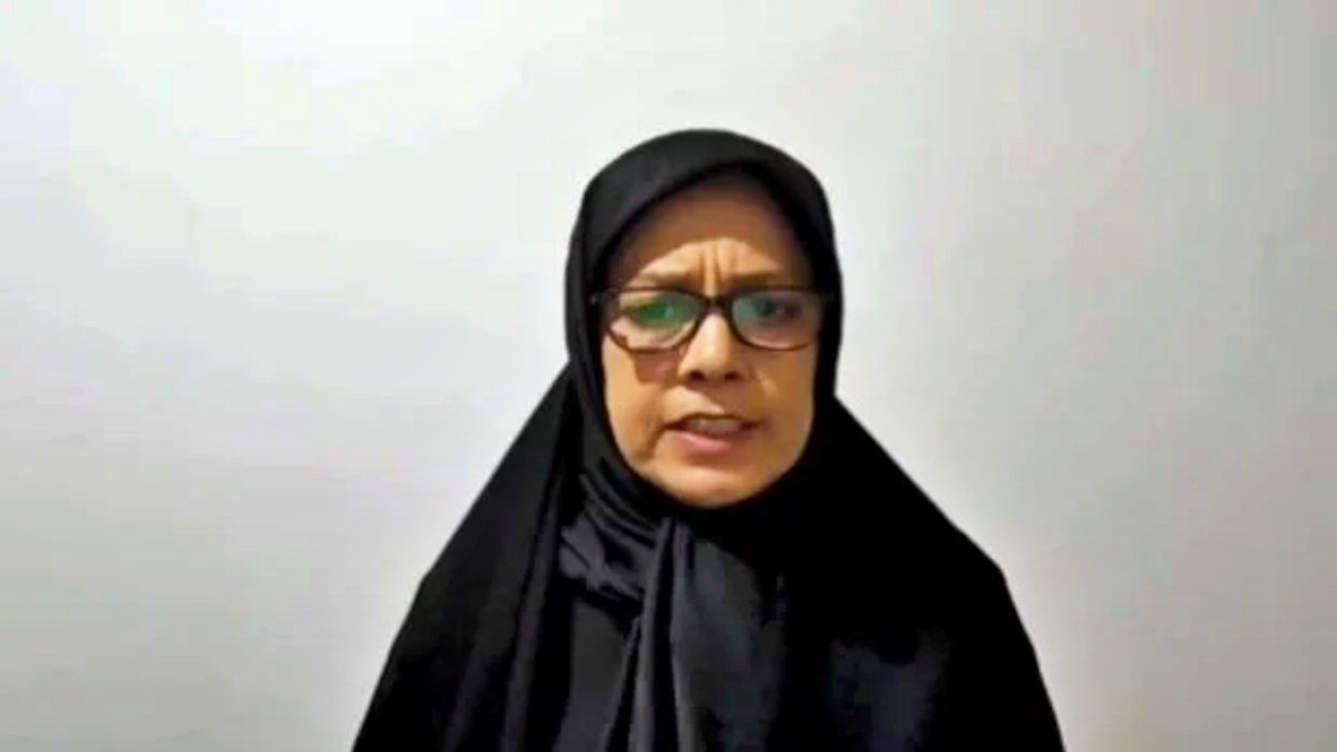 Ayatollah Khamenei’s niece gave a blow to the government, spoke of Boycott of Iran