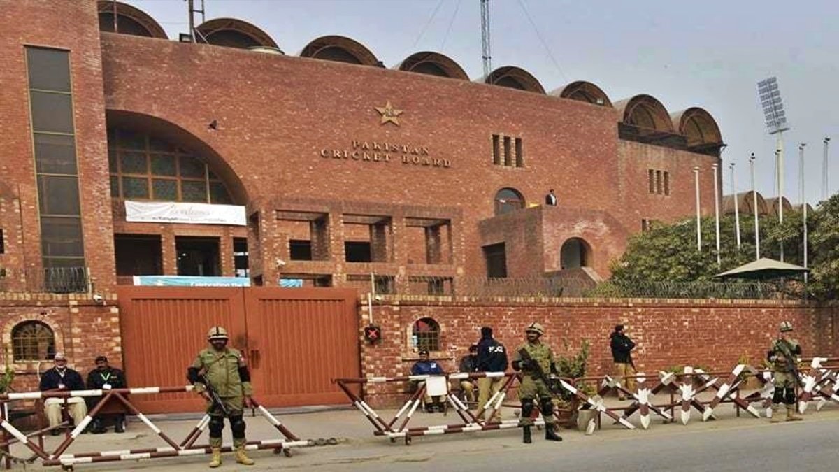 Drama’ in Pakistan Cricket Board, officer abused  director, then thrashed him fiercely