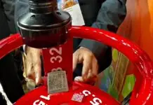 QR Code based cylinders