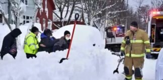 Snow storm wreaks havoc in US