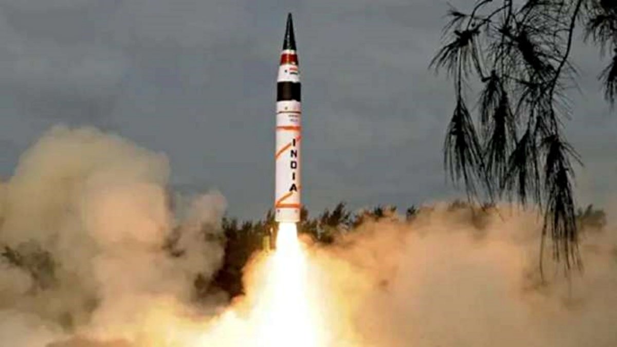 Successful test of Agni-5 ballistic missile, know its specialty