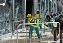 Bolsonaros supporters attack the Parliament