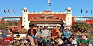 India sent 17 Pakistani nationals to home