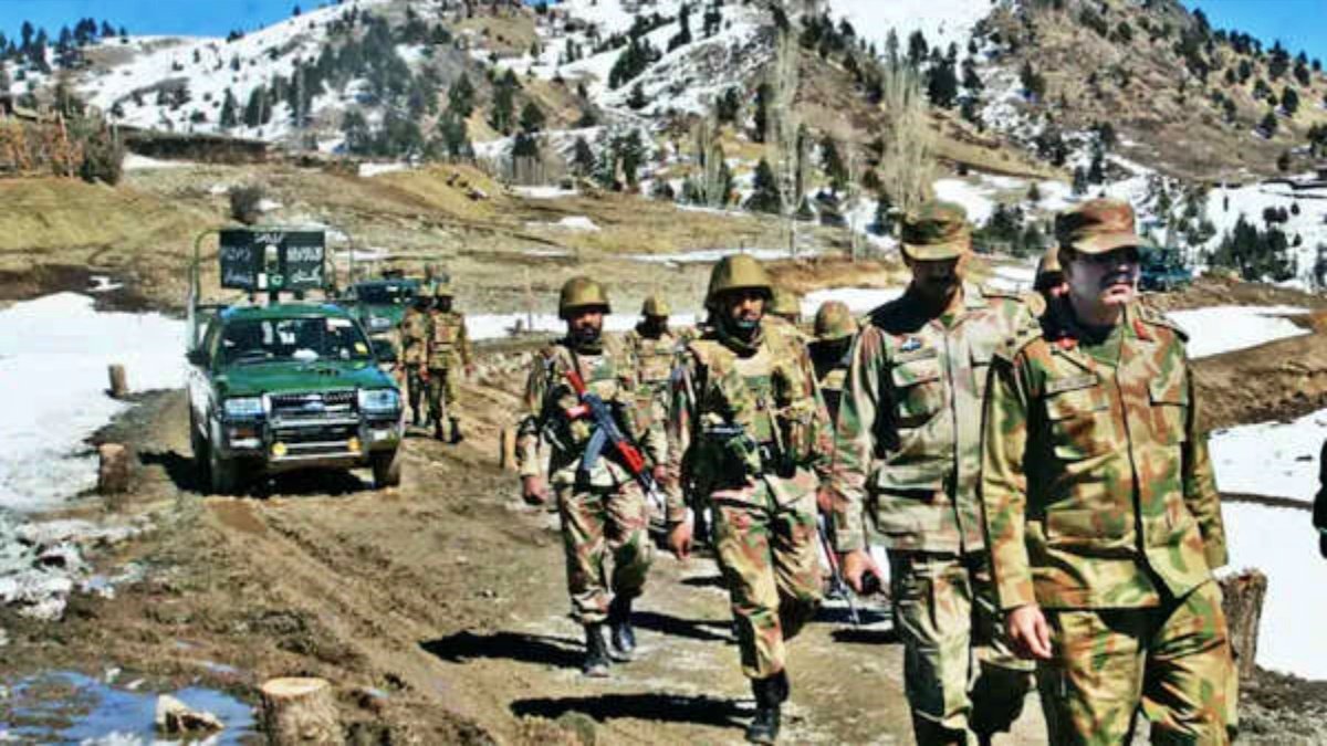 Security forces killed 11 terrorists in Waziristan, Commander Hafizullah Tore was also killed