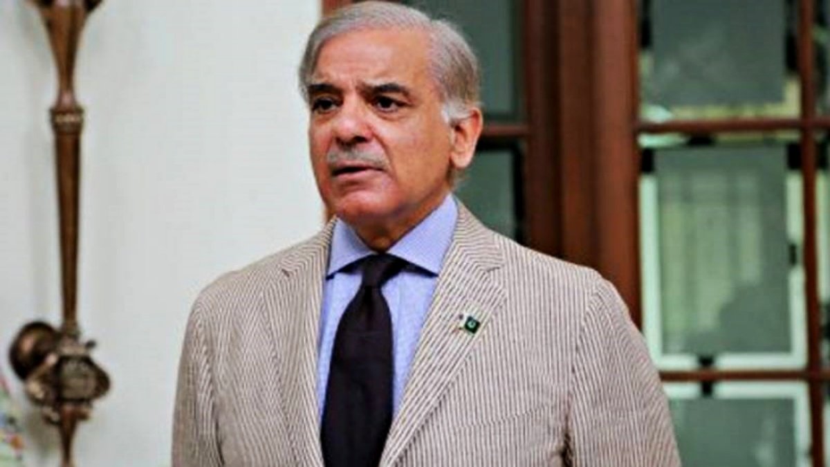Pakistan at risk of bankruptcy has to repay foreign debt of $ 77.5 billion