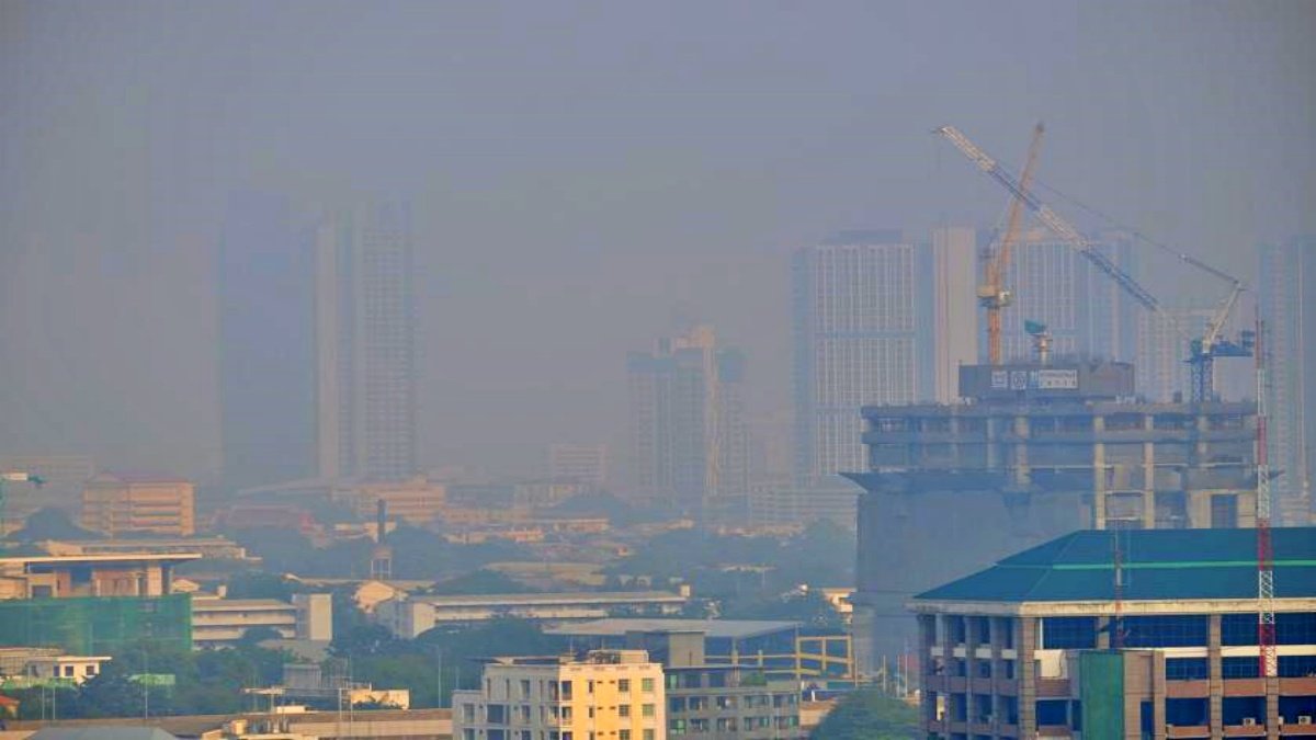 Increasing air pollution in Bangkok, people advised not to leave home, alert issued