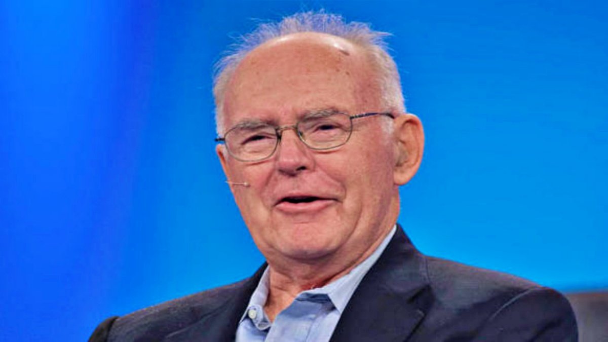 Intel co-founder Gordon more died, played key role in design and manufacture of semiconductor chips