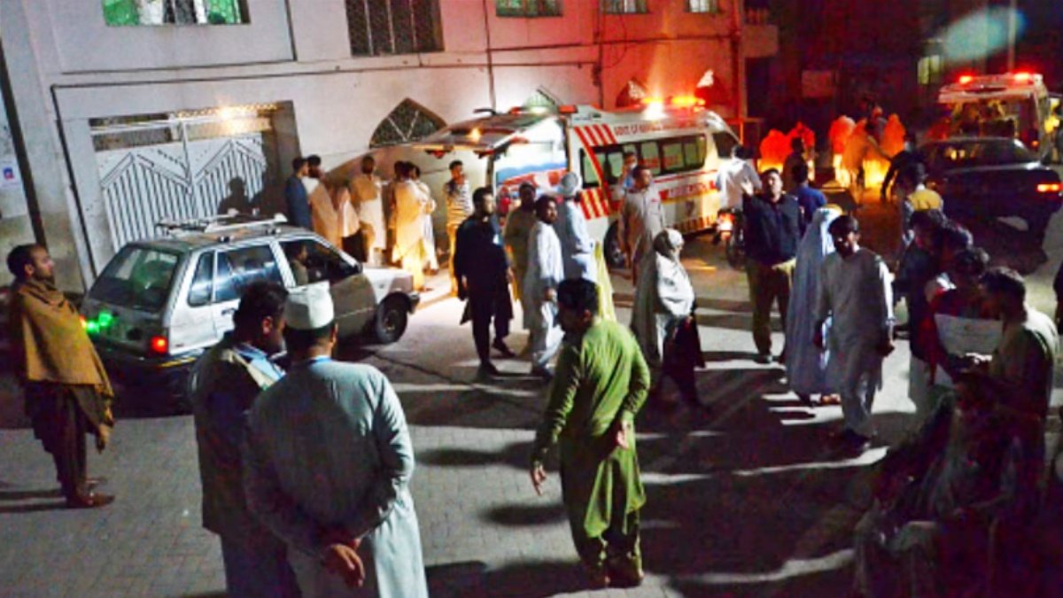 People in awe of earthquake in Pakistan and Afghanistan, 11 killed, more than 100 hospitalized