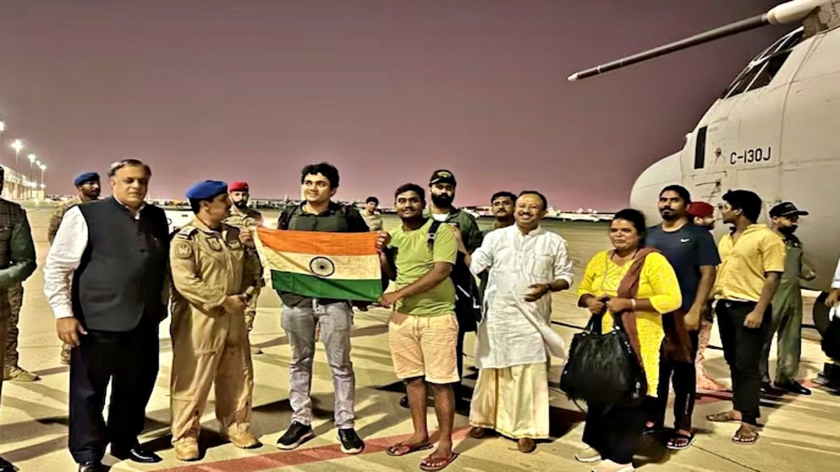 IAF carrying 128 Indians reached Jeddah, 360 citizens reached Delhi, 1100 Indians returned from Sudan