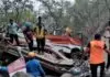 Pune to Mumbai bus fell into the ditch