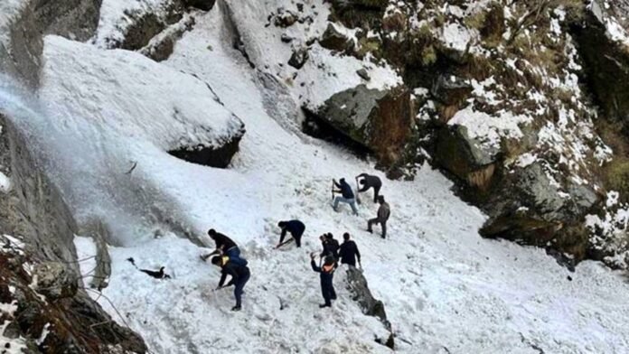 Avalanche hits Darchula