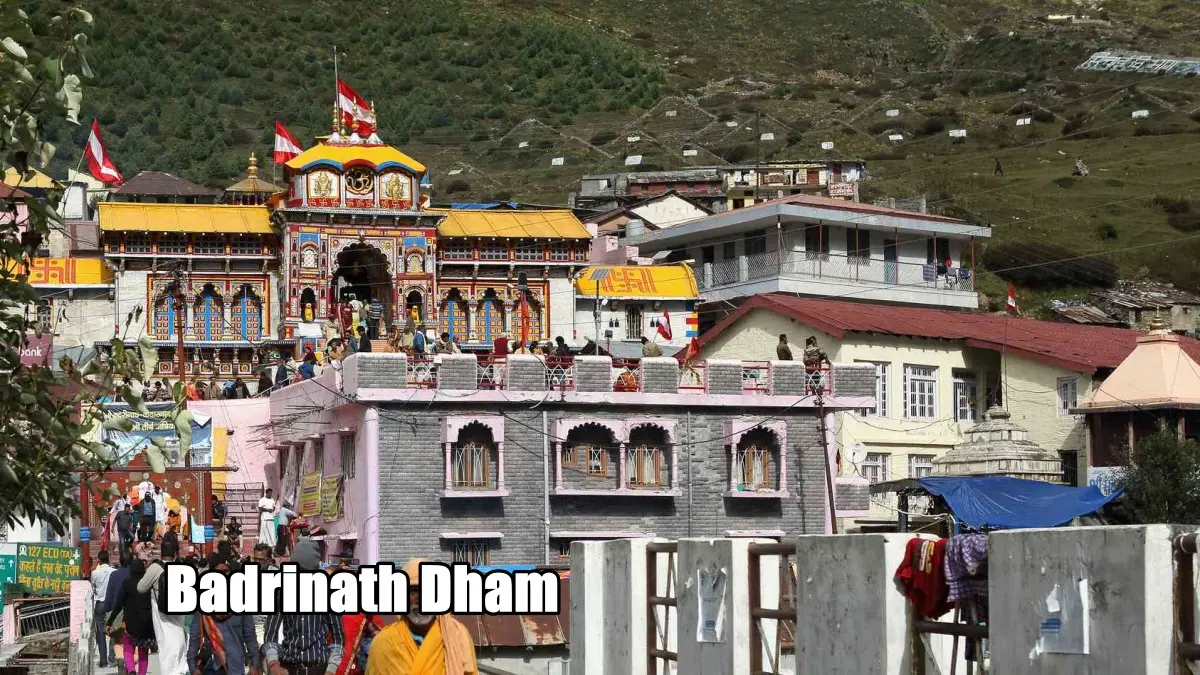 Ground sunk up to 1 foot at Badrinath, danger to Char Dham Yatra