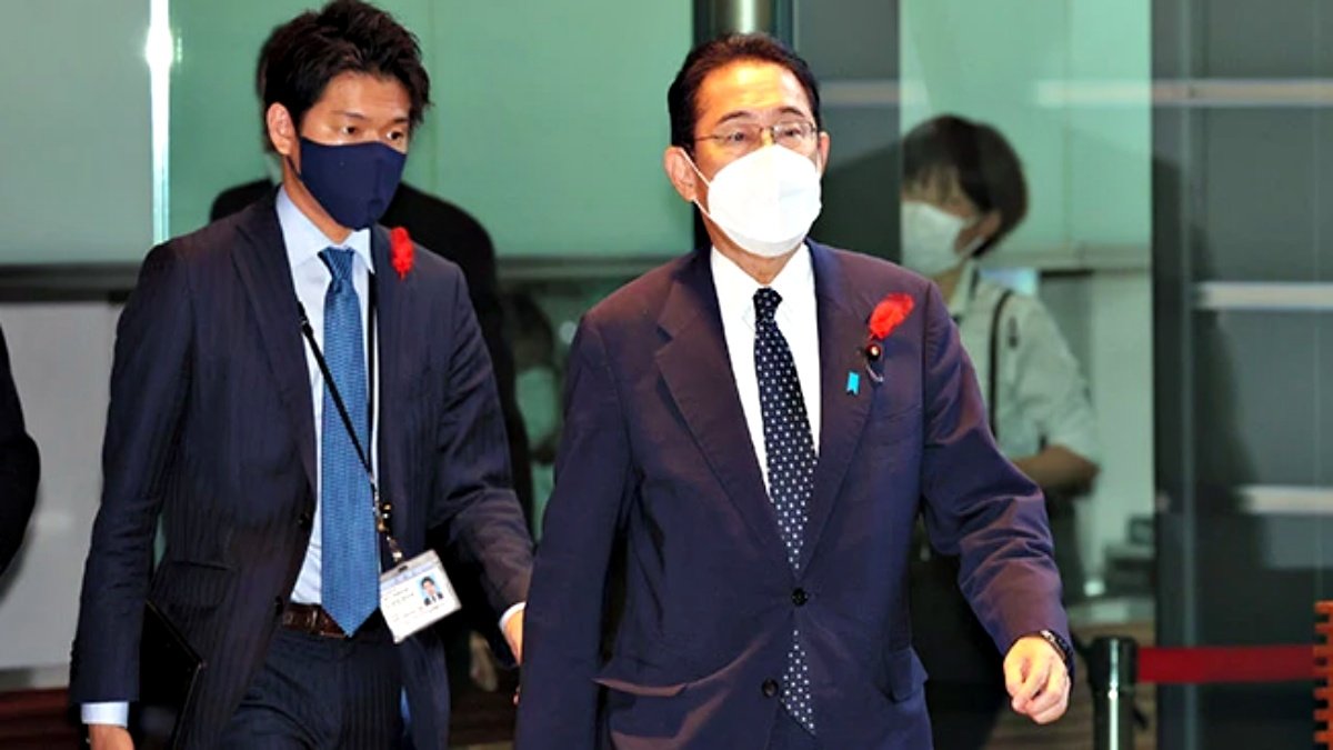 Japanese PM Fumio Kishida’s Son Shotaro Kishida to Resign