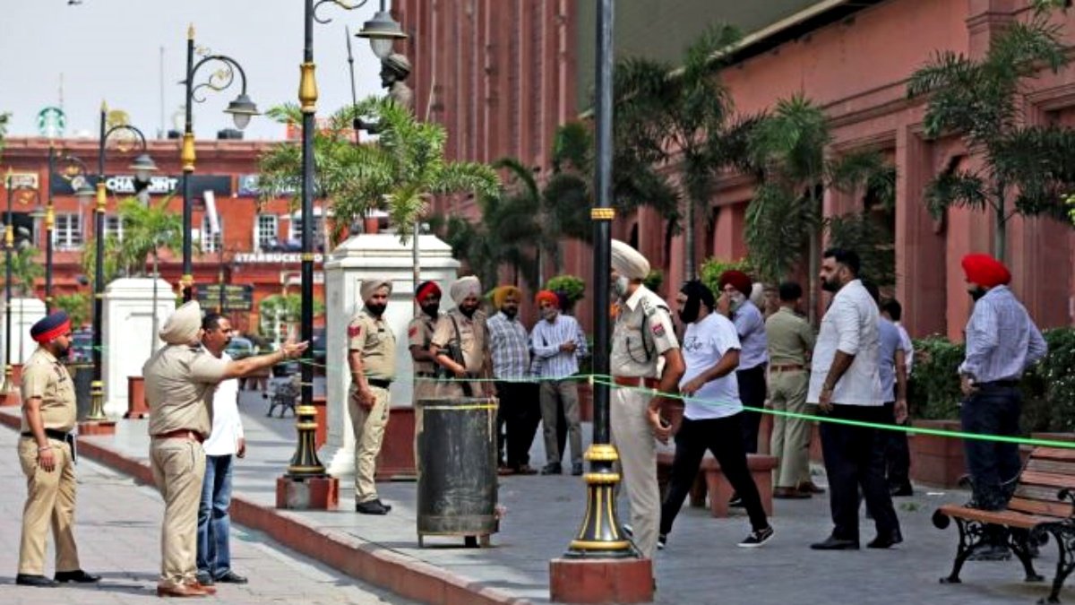 Another explosion near Golden Temple in 30 hours, business dispute or terrorist conspiracy behind?