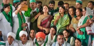 tikait stopped entering Delhi-Ghazipur border closed