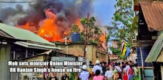 Mob sets minister Union Minister RK Ranjan Singh house on fire