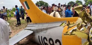 Trainer aircraft of IAF crashes in Karnataka