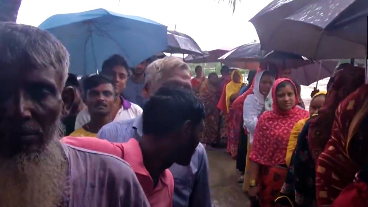 Murder, loot, and arson in state as soon as the polling for the West Bengal Panchayat elections begins