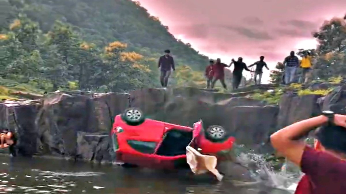 Video of falling car in Indore’s Lodhiya Kund went viral, Picnickers saved a father-daughter from drowning