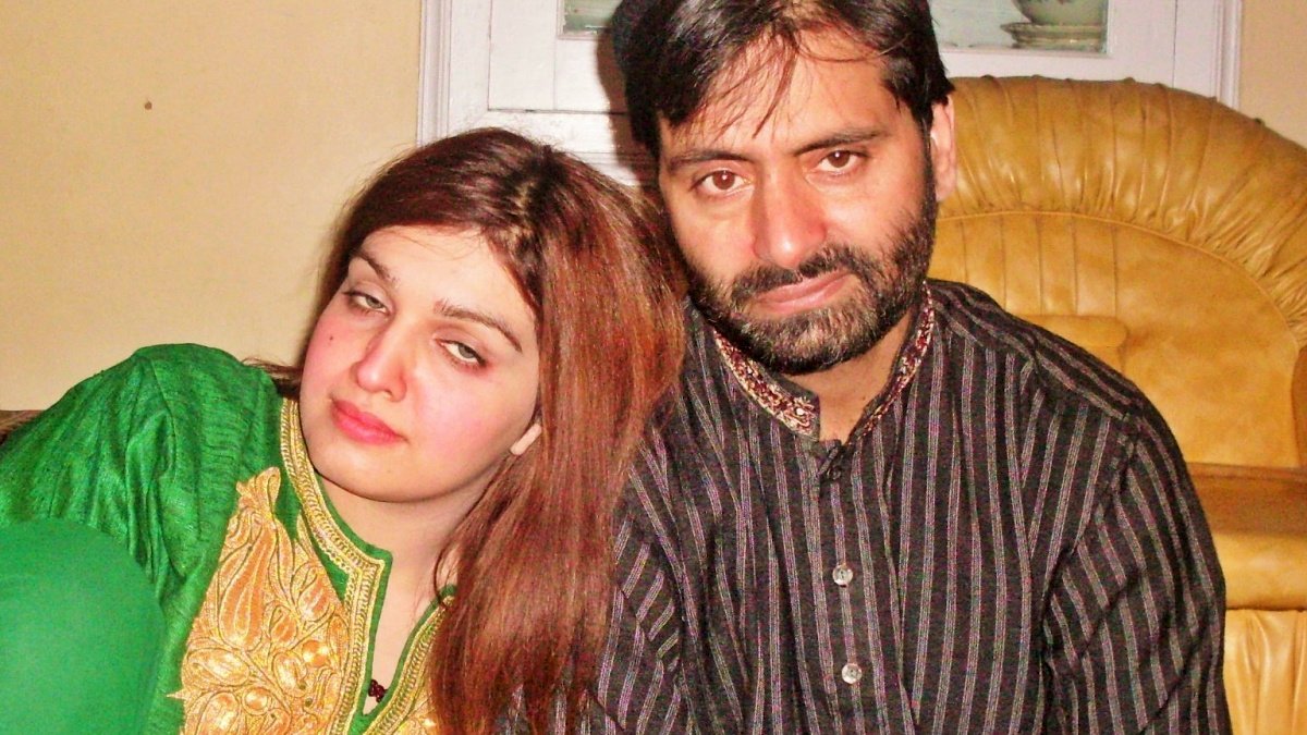 Mushal Hussain Malik, wife of separatist leader Yasin Malik, became advisor to Pakistan PM