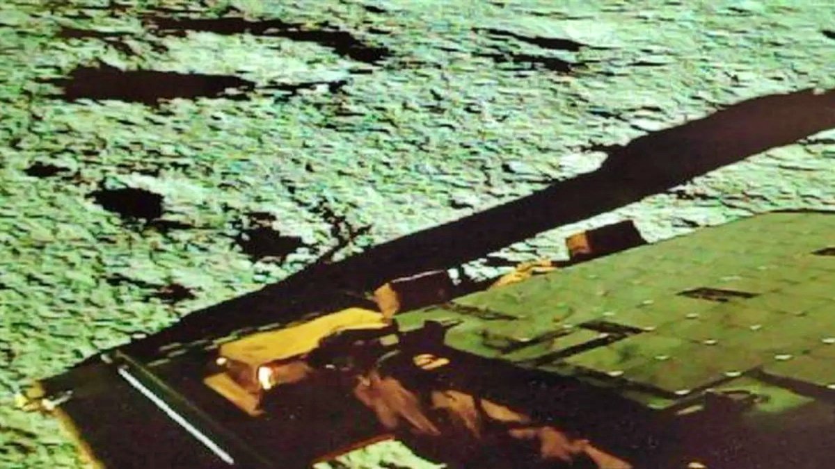 ‘Pragyan’ rover performs ‘moonwalk’ on lunar surface, travels 8 meters