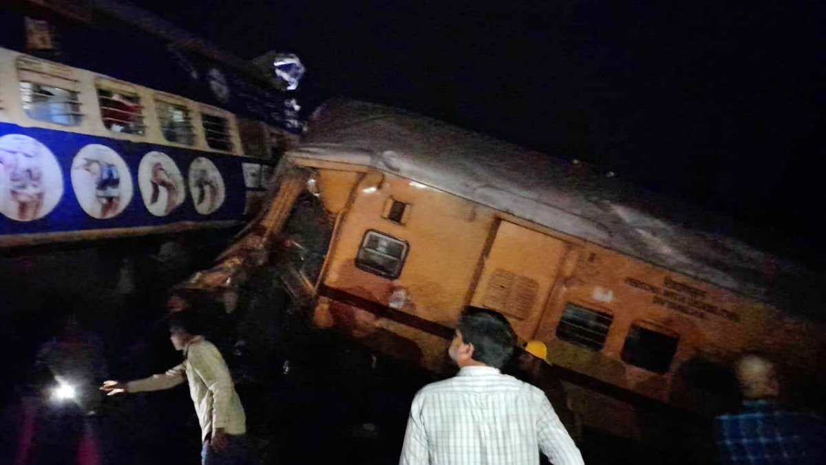 Train accident Andhra Pradesh