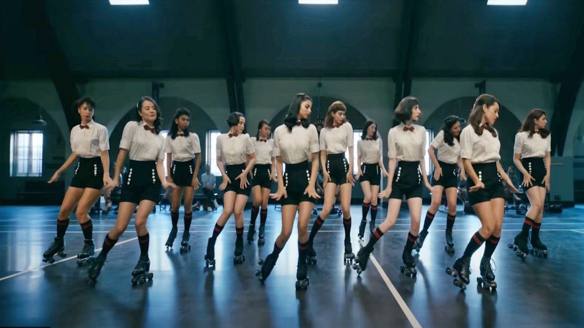 ‘Dishoom Dishoom’ song from ‘The Archies’ released, Suhana Khan and Khushi Kapoor rock on skates