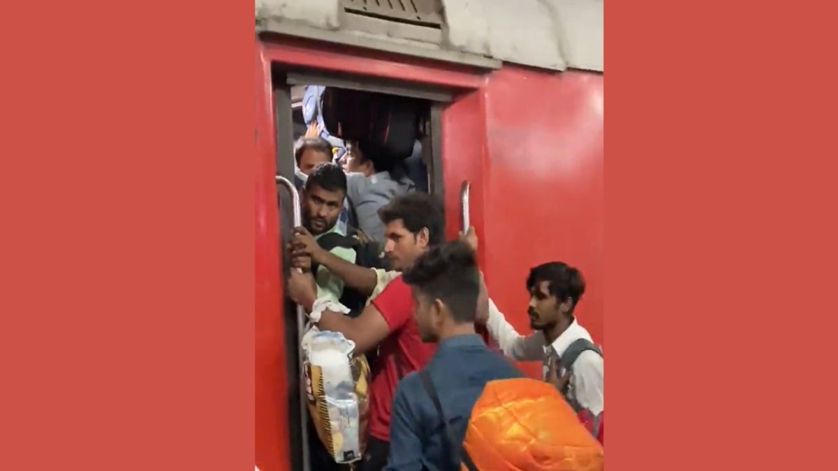 Passenger misses train due to overcrowding, demands refund from Indian Railways