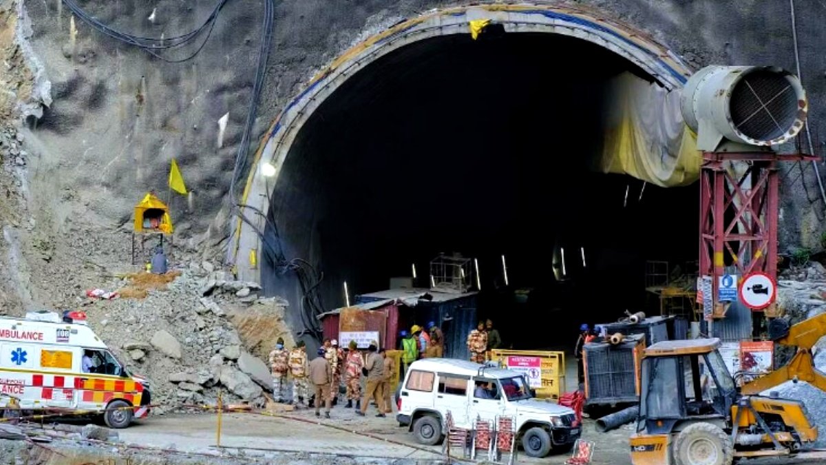 How 41 workers are being rescued from a collapsed tunnel in Uttarakhand, a new strategy