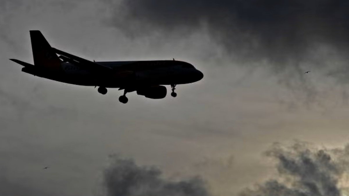 Confusion over the identity of the plane that crashed in Afghanistan