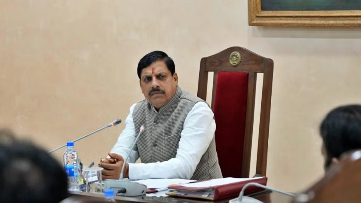 Tax relief for vehicle buyers in Ujjain trade fair, six-laning of Indore-Ujjain road