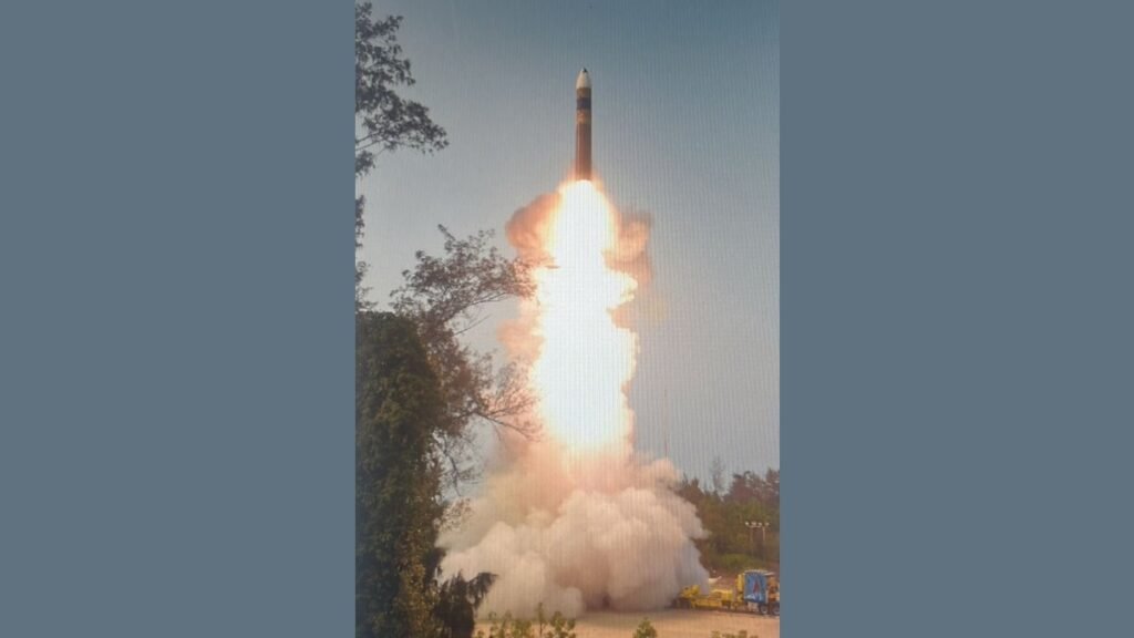 Agni-5 Missile Test with Advanced MIRV Technology