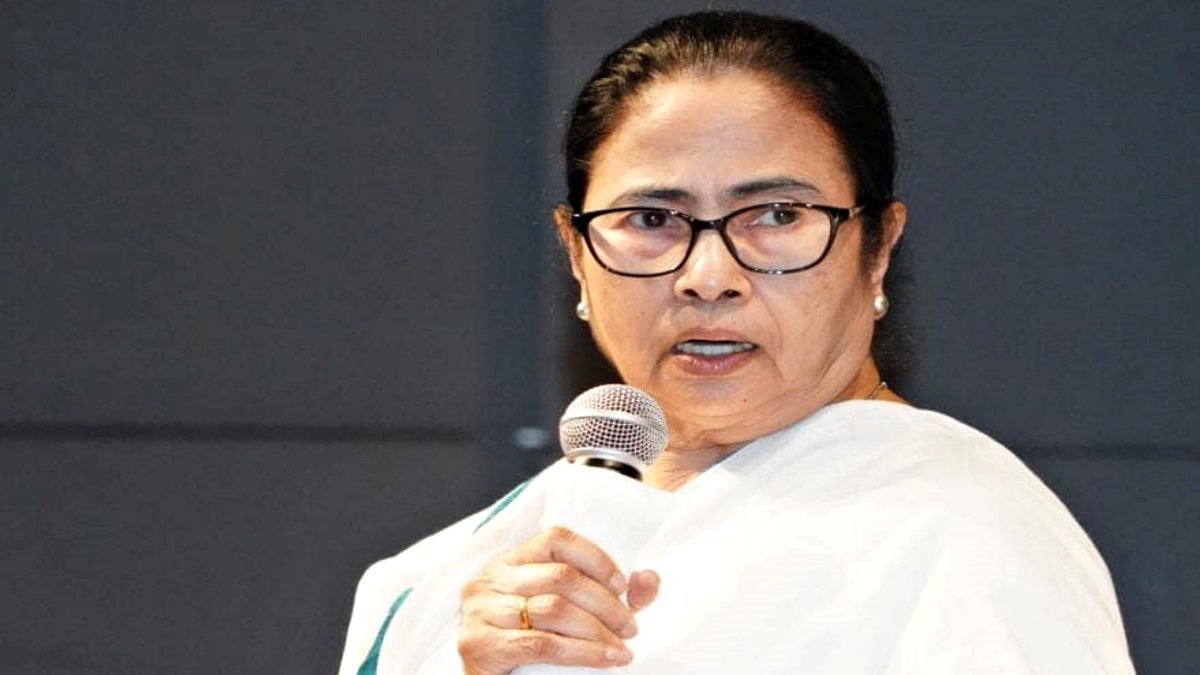 Mamata Banerjee Embarks on London Tour: Oxford Lecture, Business Summit & Investment Drive
