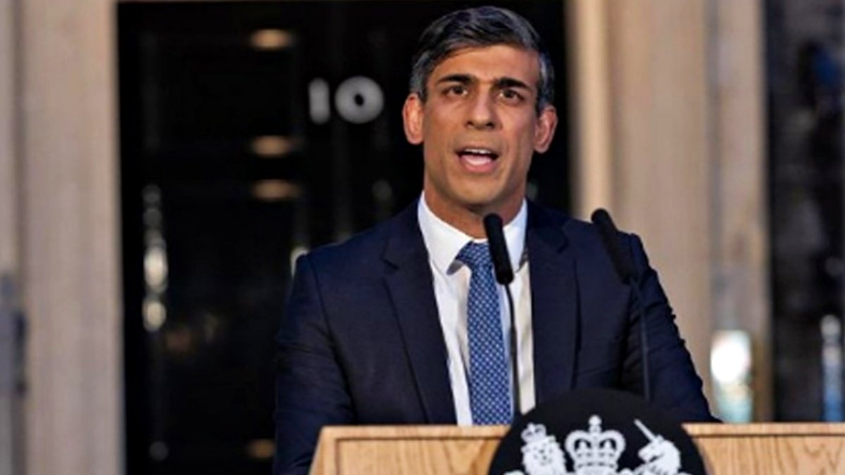 UK to ban extremist preachers from entering the country