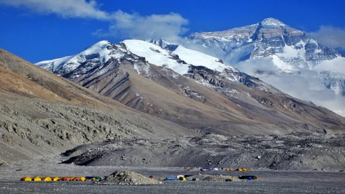 Tibets Path to Everest Reopens