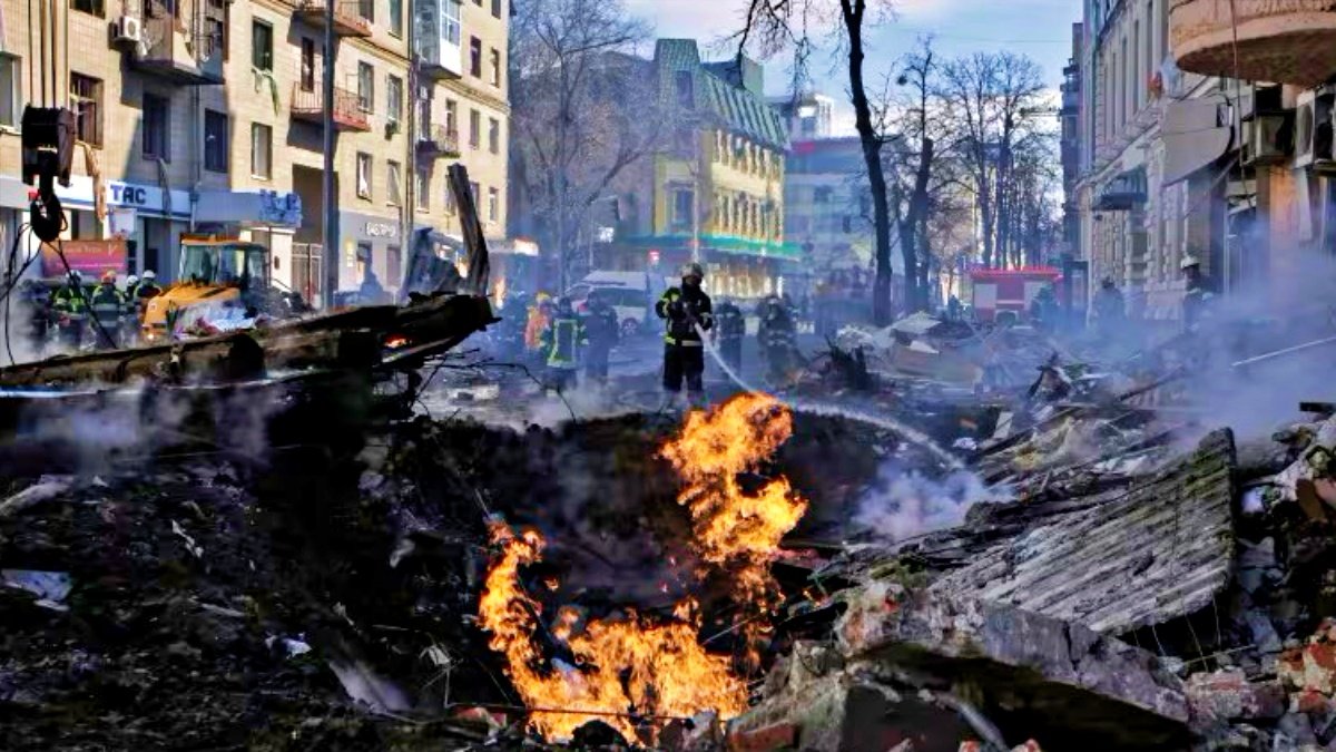France’s Foreign Minister Reports Staggering Russian Military Losses in Ukraine