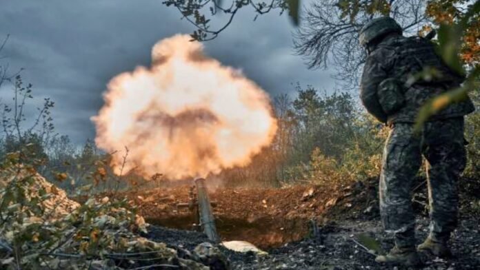 Ukrainian Forces Bomb Store in Kherson Region