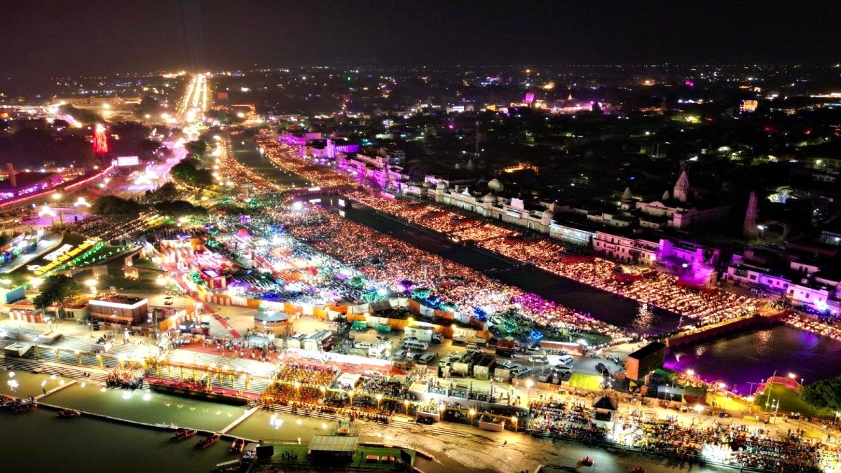 Ayodhya’s 8th Deepotsav Sets a World Record: 28 Lakh Diyas Illuminate Saryu Ghats