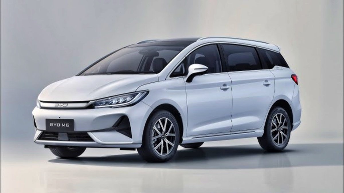 BYD India Unveils the eMax 7: A Game-Changer in Electric MPVs