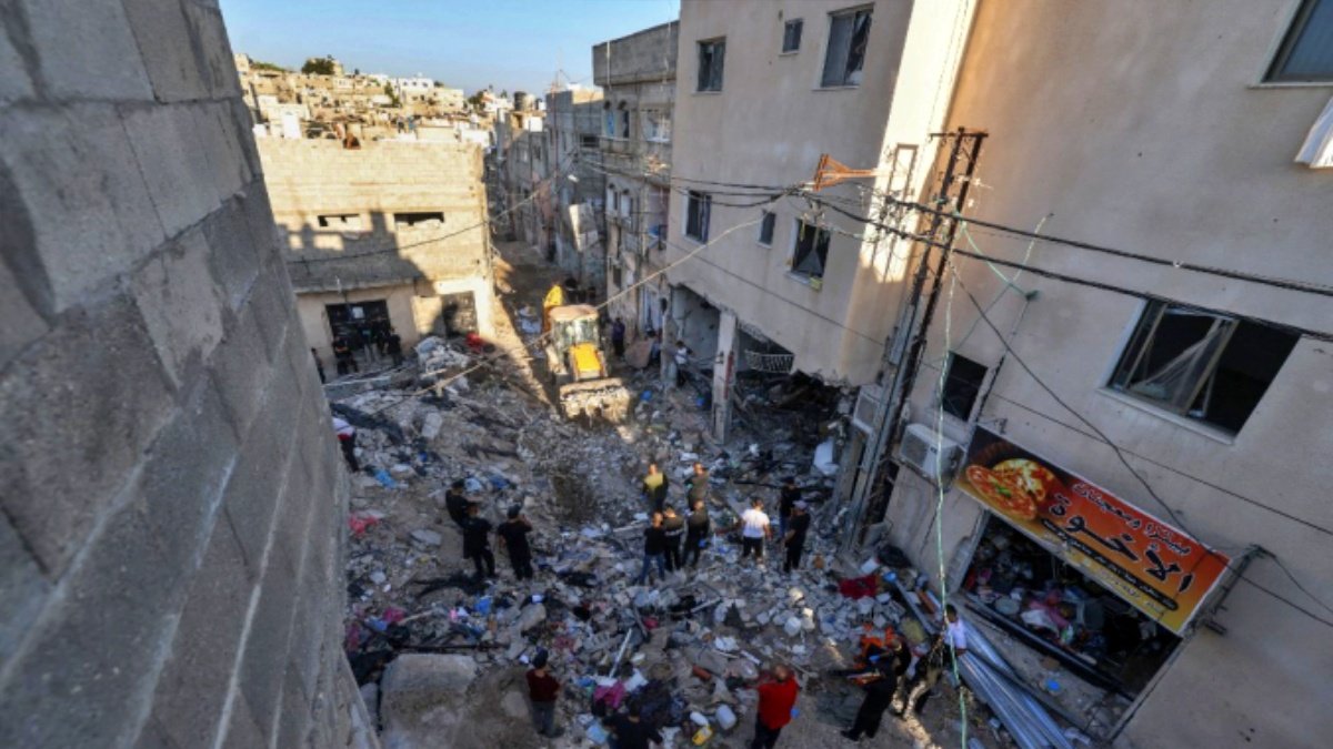 Key Hamas Commander Killed in Israeli Airstrike: Tensions Escalate in Gaza